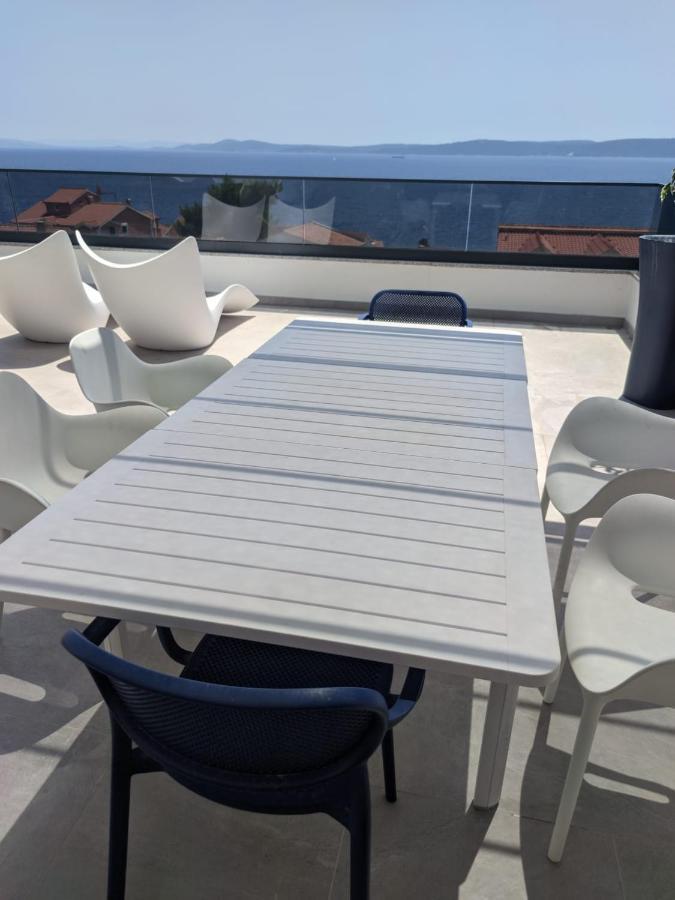 Luxury Apartment- Balcony- Private Rooftop And Jacuzzi- Common Pool 트로기르 외부 사진